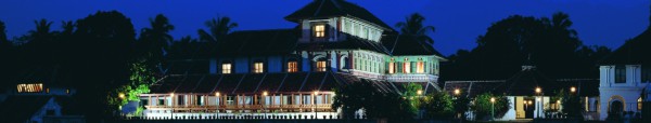 HeaderbildKalari Kovillakom Ayurvedic Healing Palace der CGH Earth Group in Kerala. Bildref.: IND_Kalari_atnight16.jpg