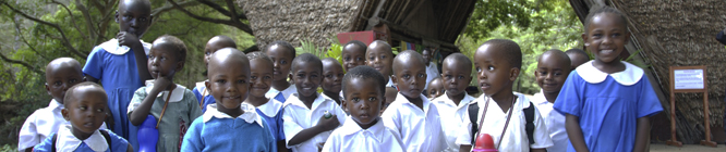 Headerbild Kenyanische Schulkinder im Haller Park in Mombasa. © GMC Photopress, Gerd Müller, gmc1@gmx.ch
