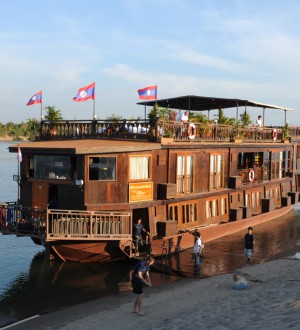 Laos: Mekong Island Boat 4312